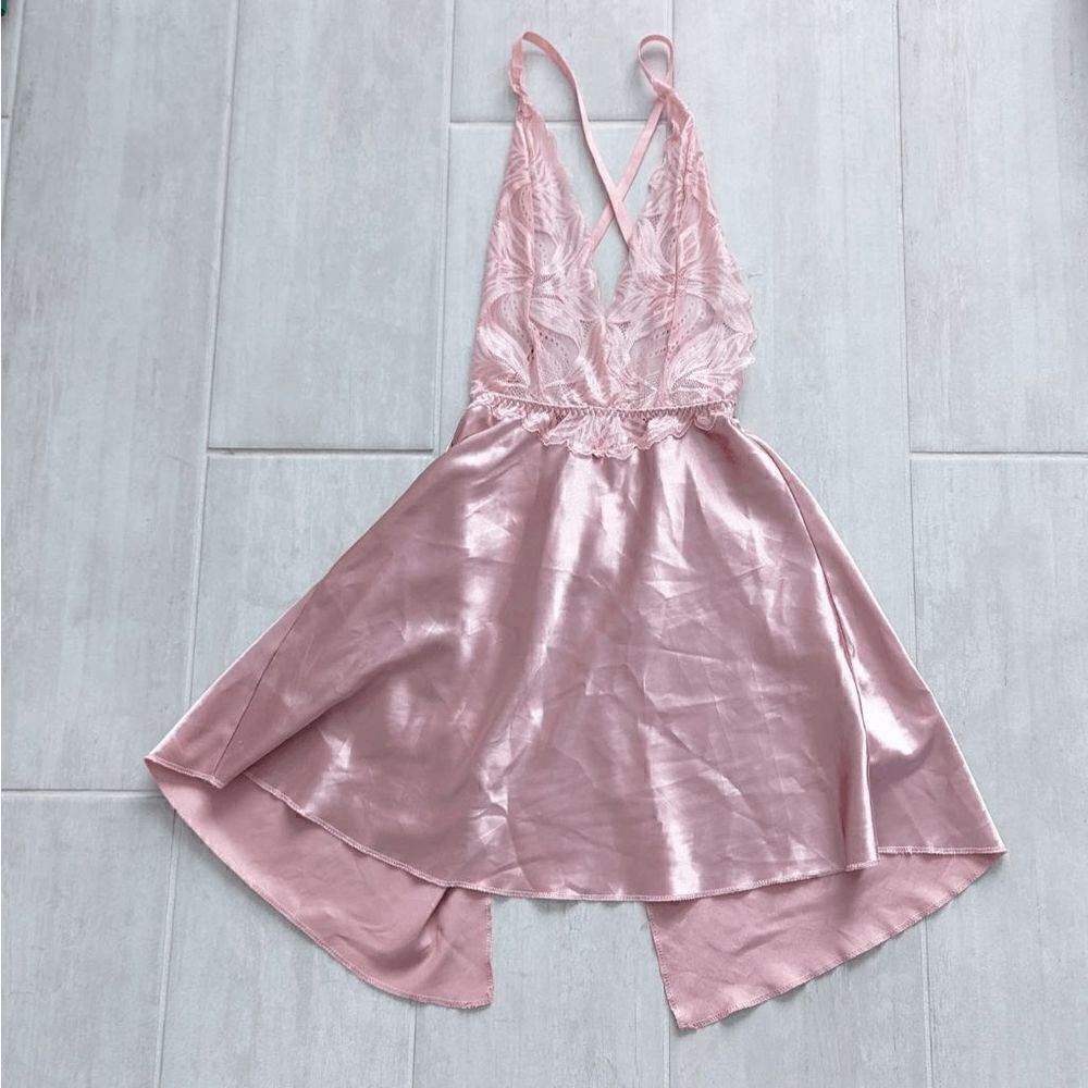 SHEIN Women's Sleepwear Babydoll Lingerie Lace Open Back Small Pink Criss-cross